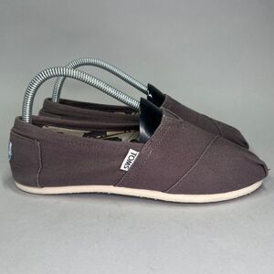 Toms Women's Size 7.5 Classic Canvas Slip On Shoes
